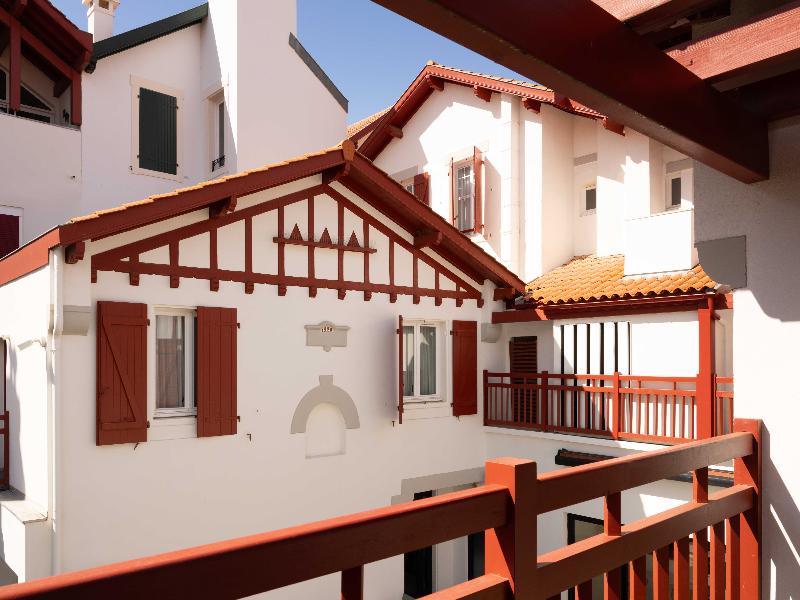 Hôtel Kemaris — general view