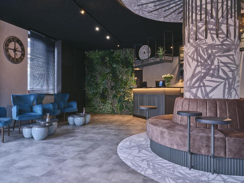 Best Western Plus Hotel Regence image