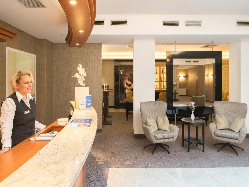Best Western Plus Hotel Excelsior image