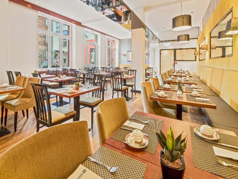 Best Western Plus Hotel Excelsior image