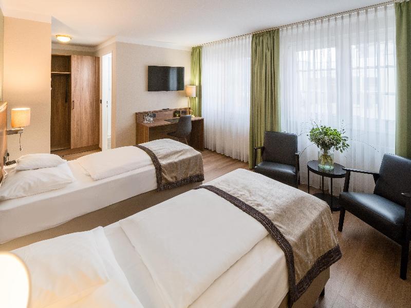 Best Western Plus Hotel Excelsior image