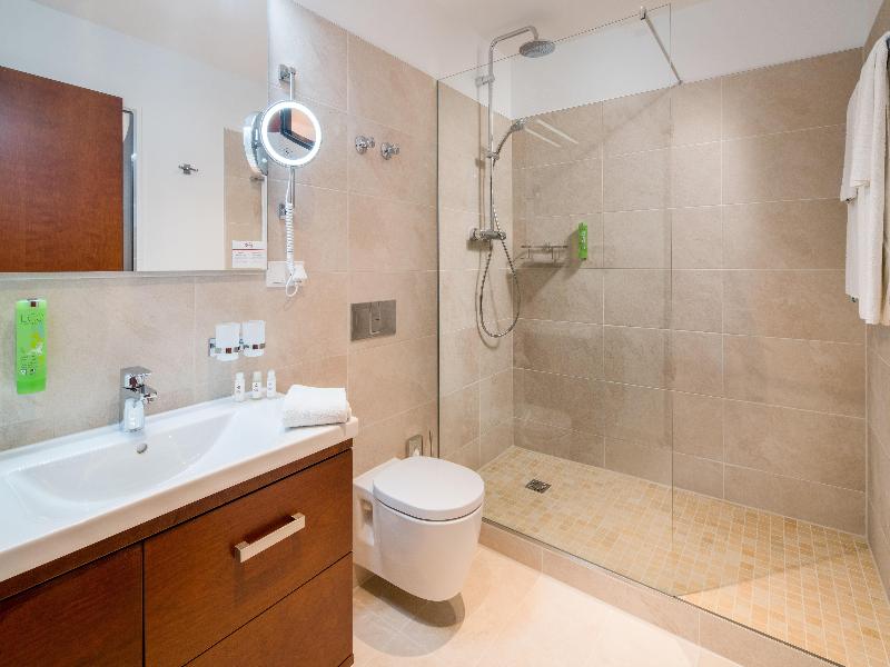 Best Western Plus Hotel Excelsior image