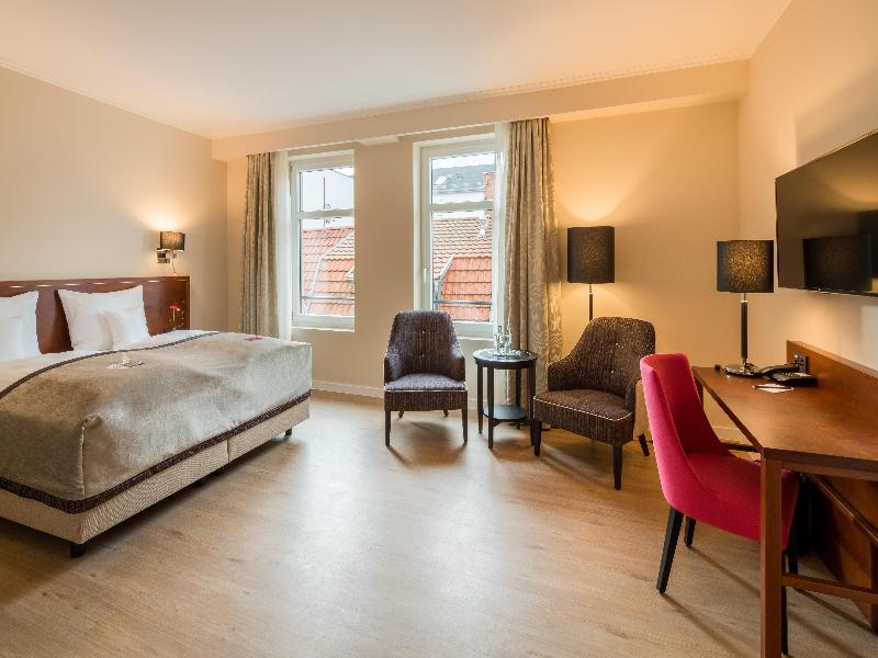 Best Western Plus Hotel Excelsior image