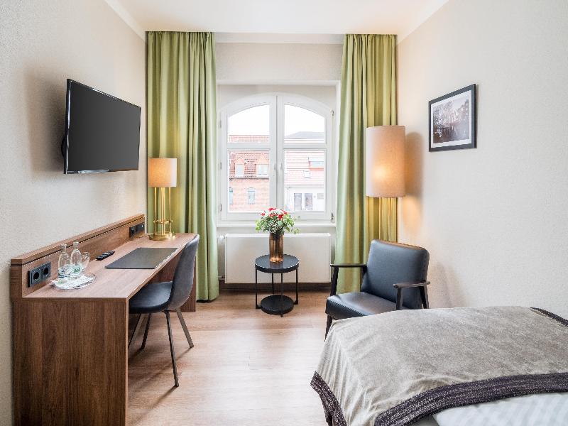 Best Western Plus Hotel Excelsior image