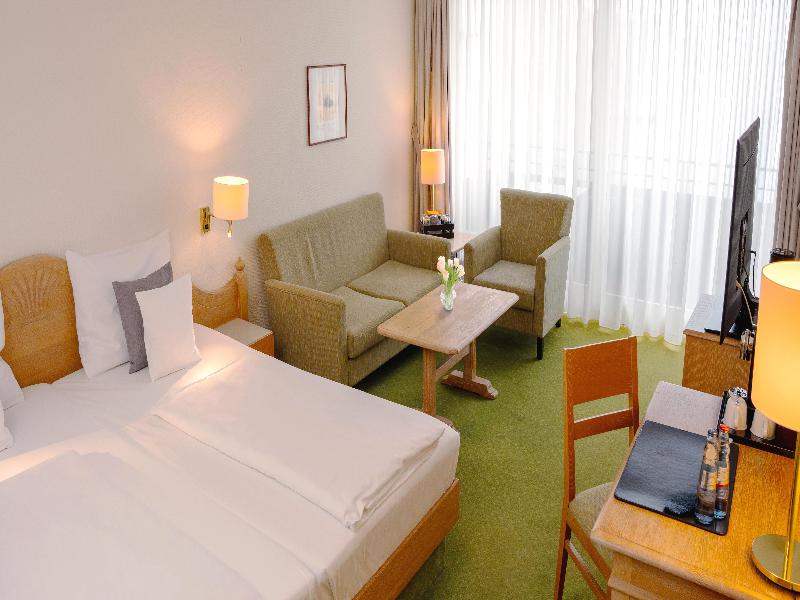 Best Western Premier Seehotel Krautkraemer image