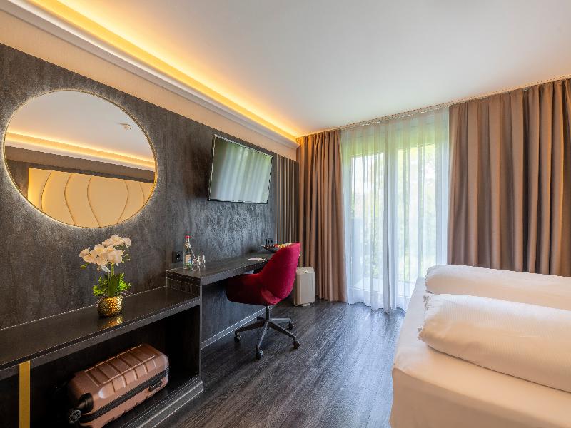 PLAZA INN Stuttgart-Ditzingen image