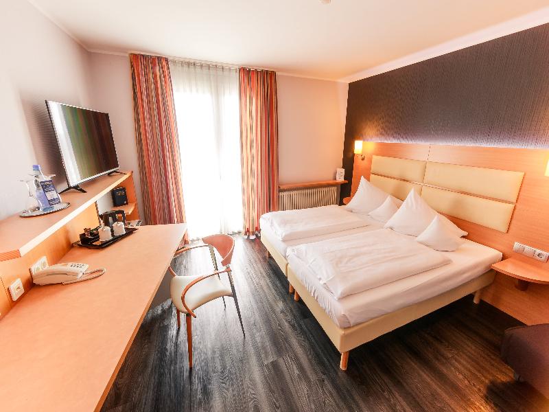 PLAZA INN Stuttgart-Ditzingen image