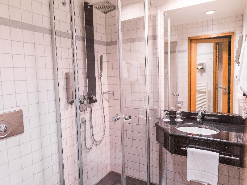 PLAZA INN Stuttgart-Ditzingen image
