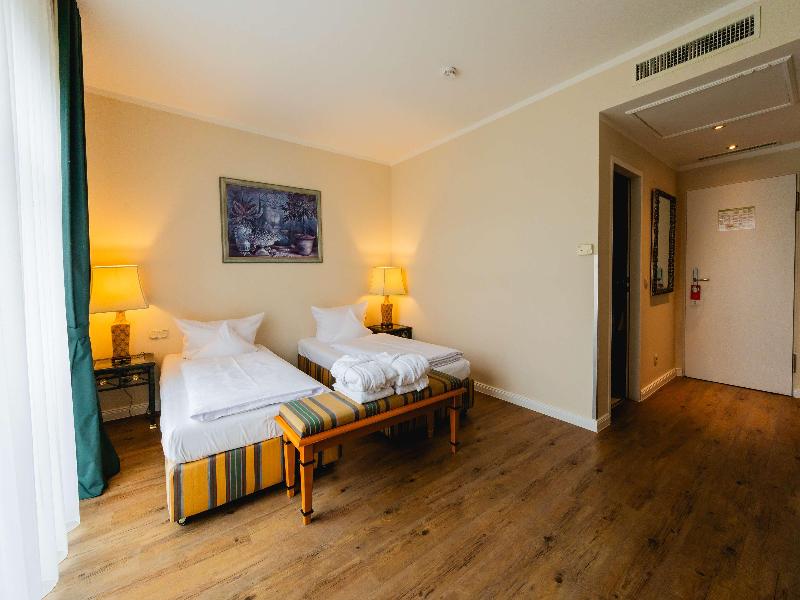 Best Western Wein-und Parkhotel Nierstein image