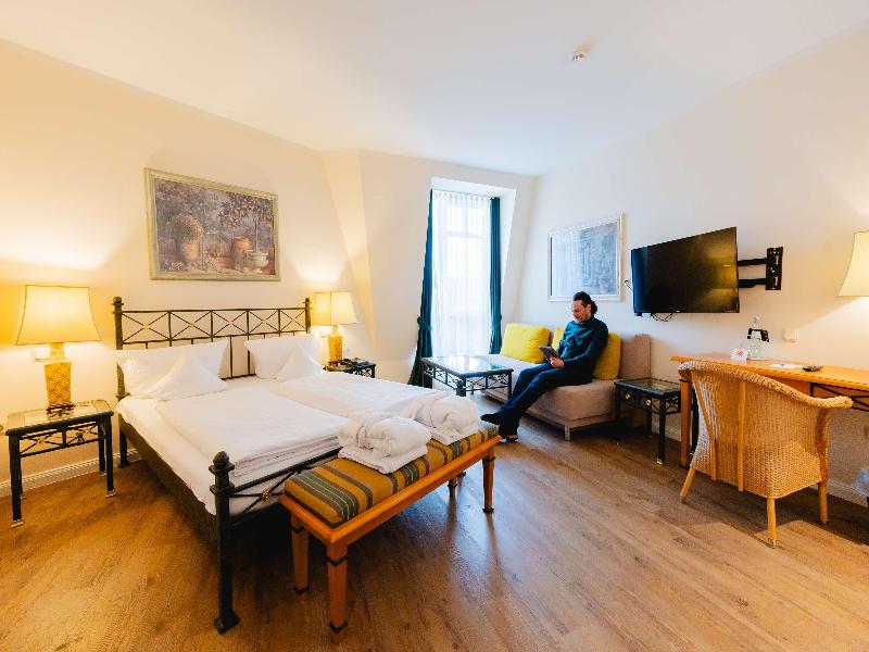 Best Western Wein-und Parkhotel Nierstein image