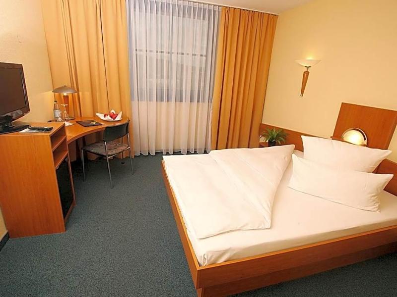 Transmar Travel Hotel Gmbh image