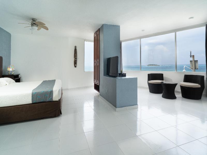 Hotel Calypso Beach image