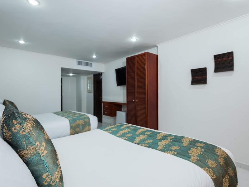 Hotel Calypso Beach image
