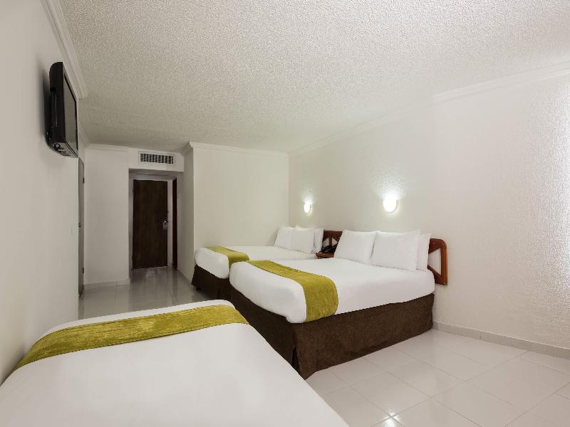 Hotel Calypso Beach image