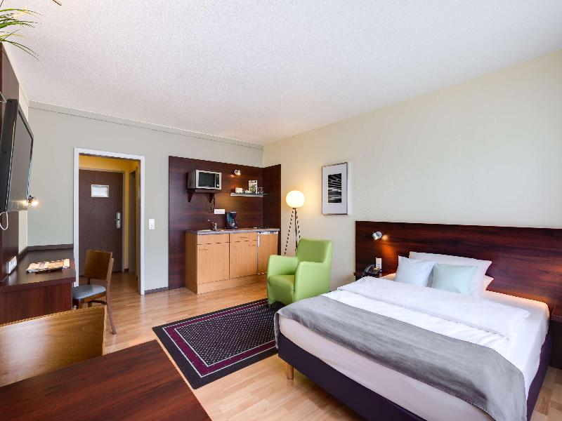 Best Western Hotel Ambassador image