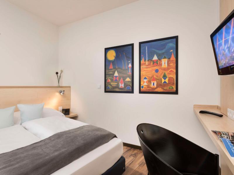 Best Western Hotel Ambassador image