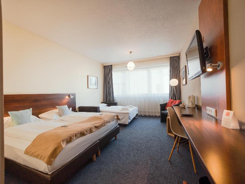 Best Western Hotel Ambassador image