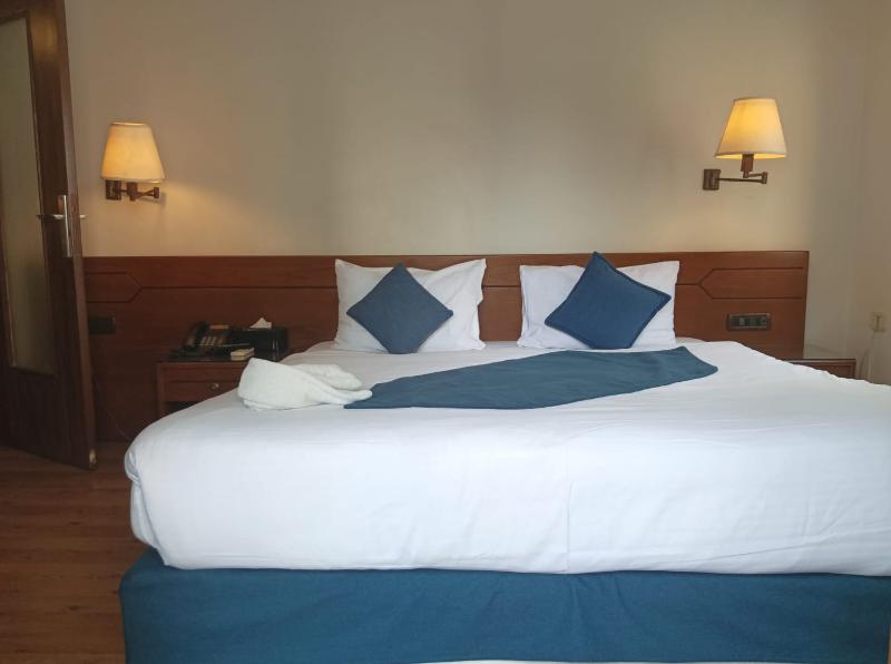 Orient Prince Hotel image
