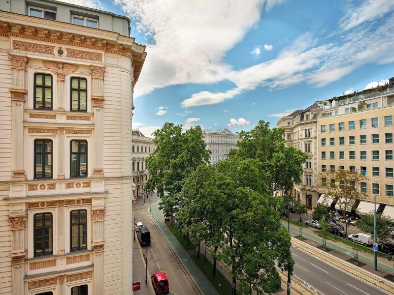 The Ritz-Carlton, Vienna image