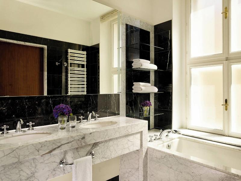 The Ritz-Carlton, Vienna image