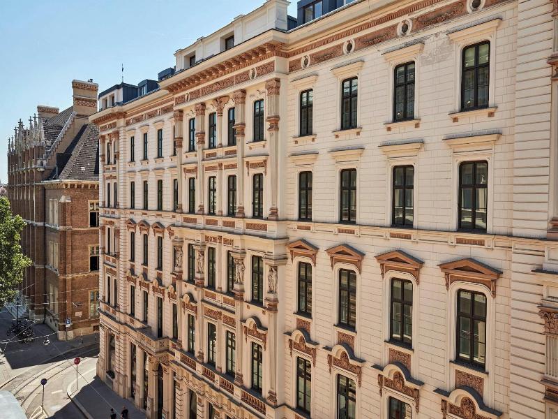 The Ritz-Carlton, Vienna image