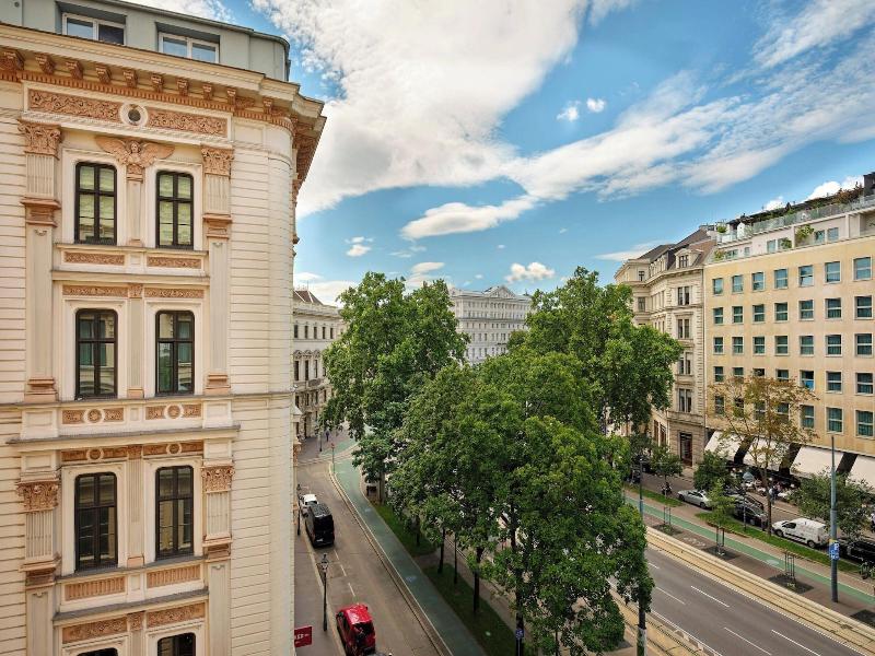 The Ritz-Carlton, Vienna image