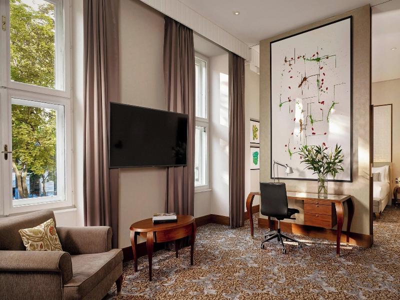 The Ritz-Carlton, Vienna image