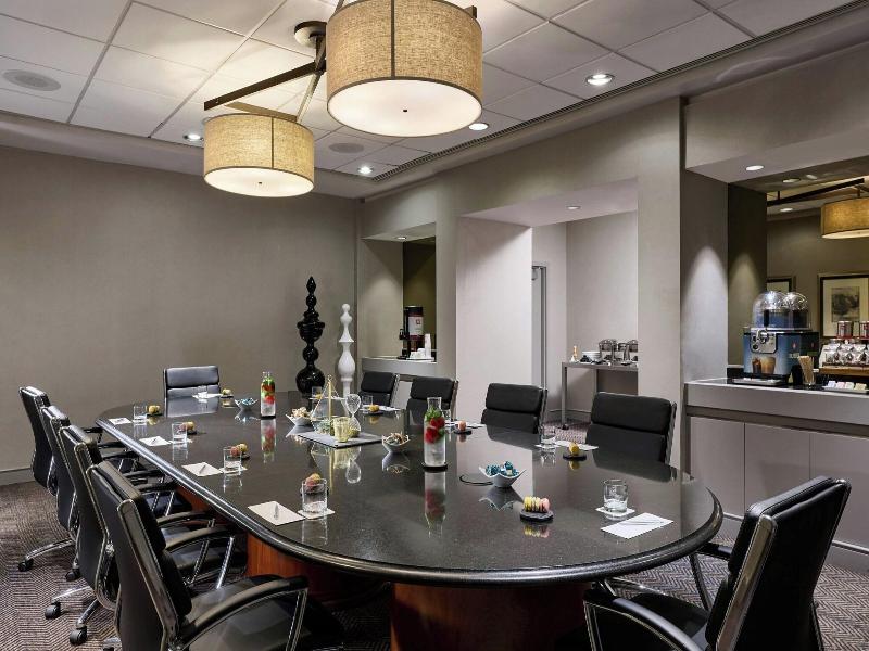 Renaissance Los Angeles Airport Hotel image