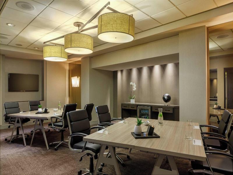 Renaissance Los Angeles Airport Hotel image