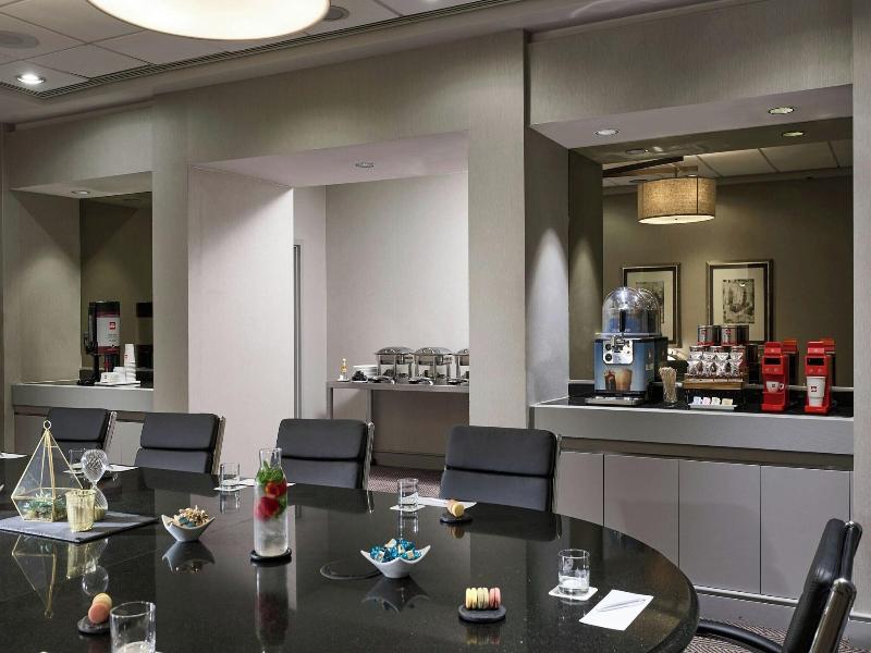 Renaissance Los Angeles Airport Hotel image