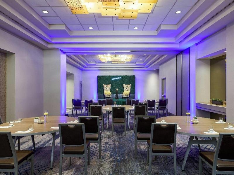 Renaissance Los Angeles Airport Hotel image