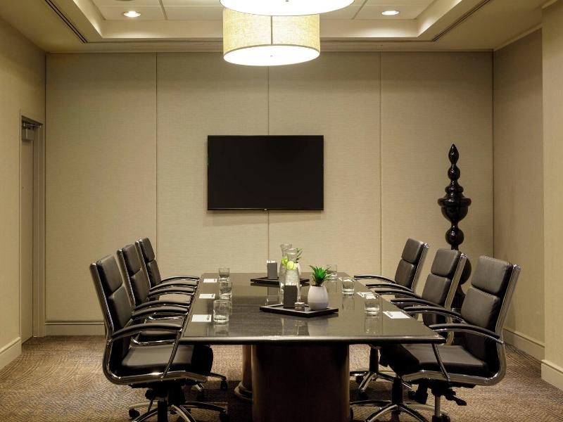Renaissance Los Angeles Airport Hotel image