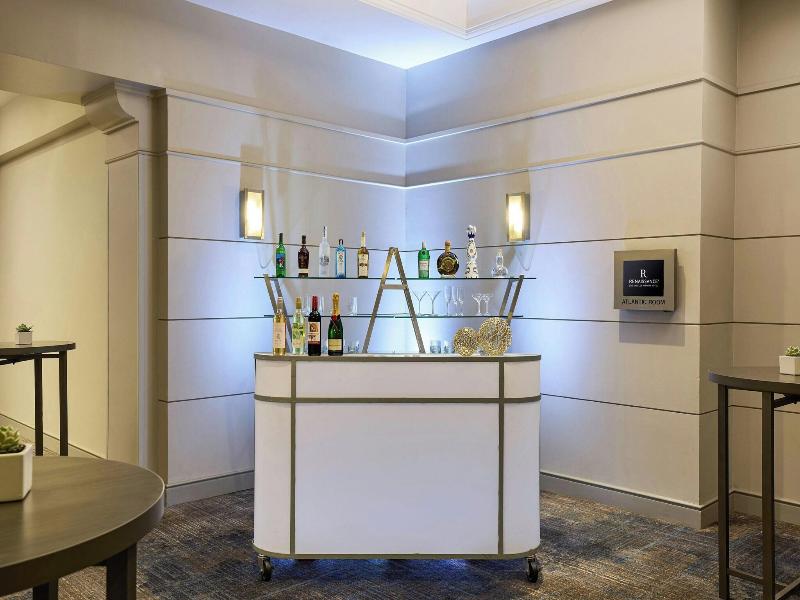 Renaissance Los Angeles Airport Hotel image