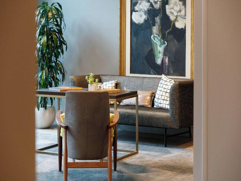 Renaissance Los Angeles Airport Hotel image