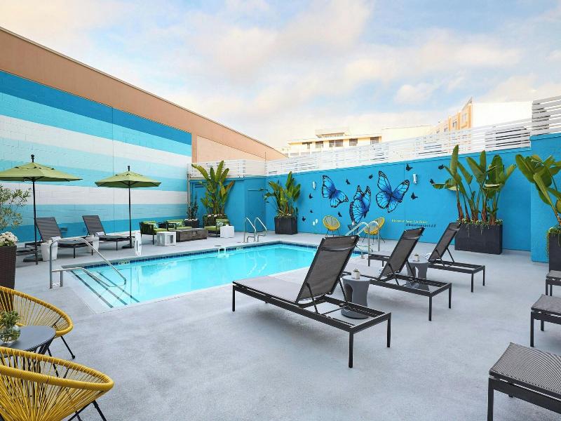 Renaissance Los Angeles Airport Hotel image