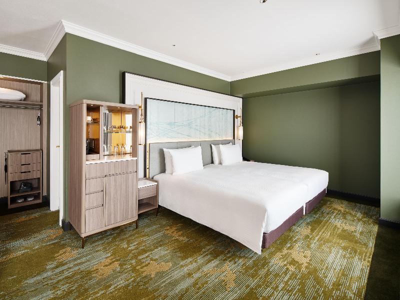RIHGA Royal Hotel Osaka, Vignette Collect by IHG image