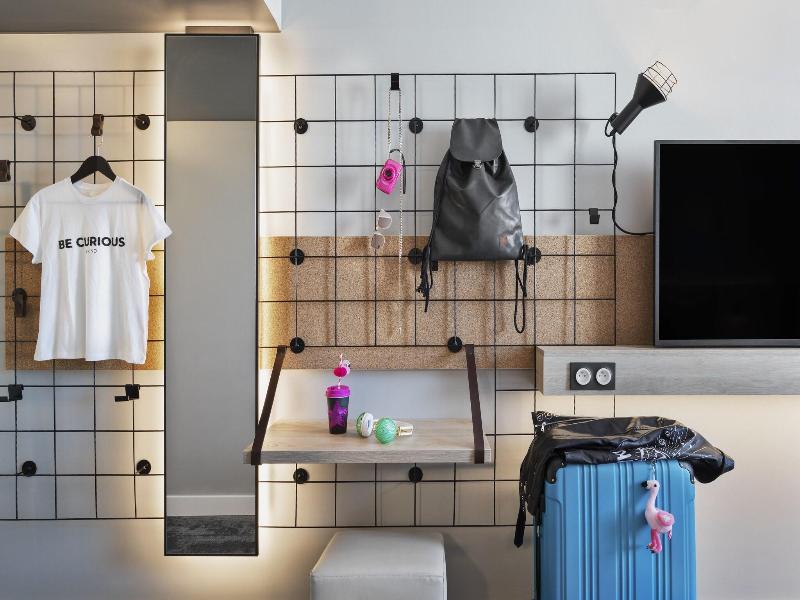 Moxy Amiens image
