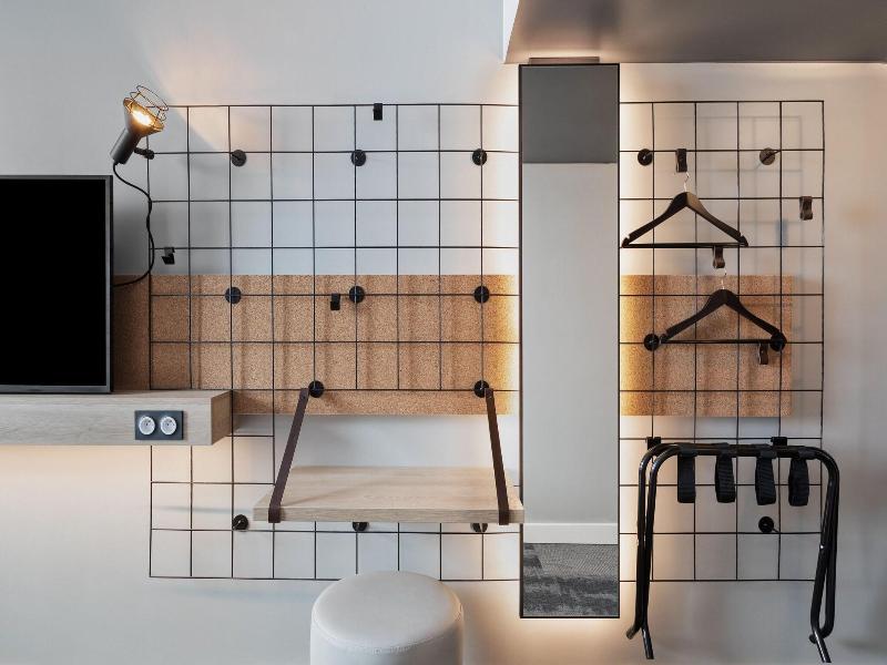 Moxy Amiens image