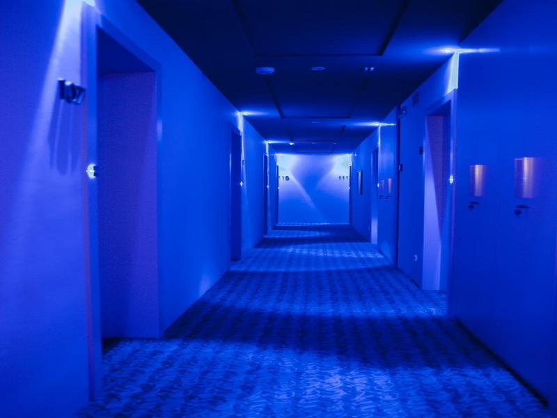 L'Hotel image