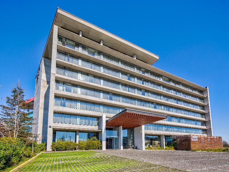 Wyndham Concepcion Pettra image