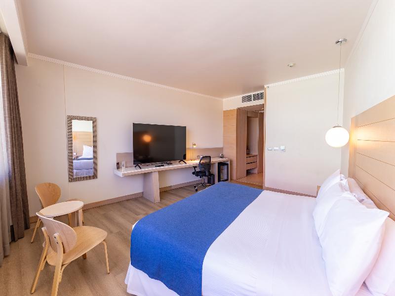 Wyndham Concepcion Pettra image