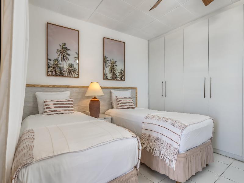 Adulo Apartments image