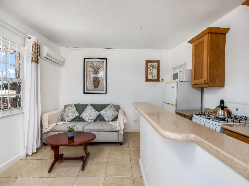Adulo Apartments image