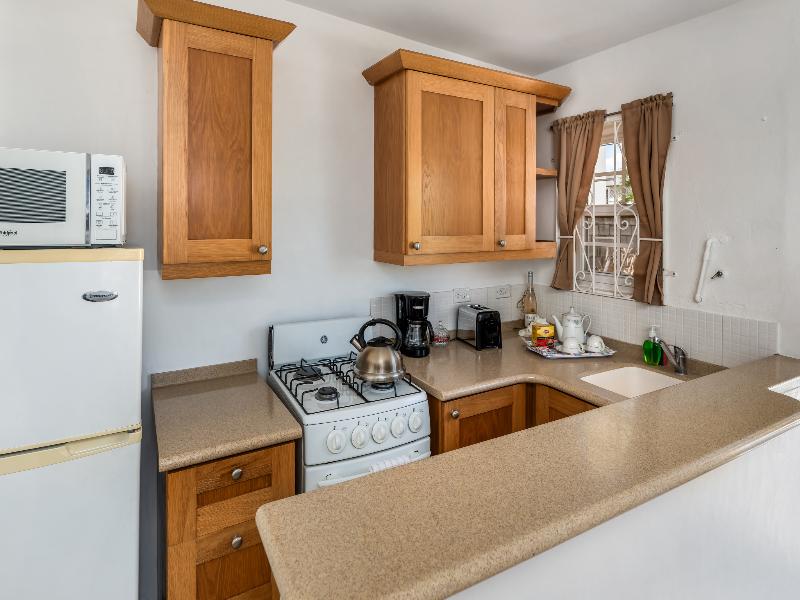 Adulo Apartments image