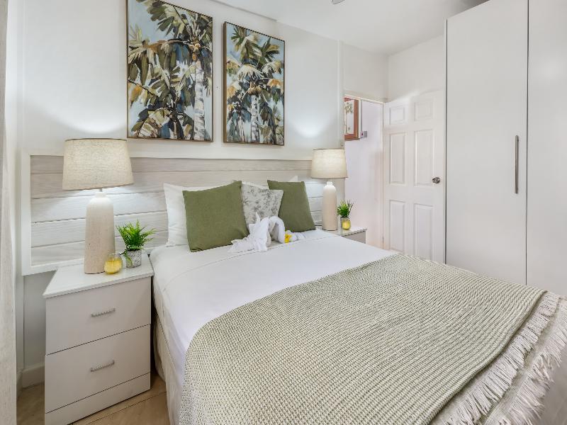 Adulo Apartments image