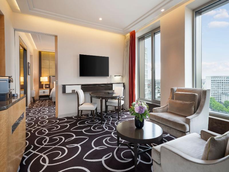 Waldorf Astoria Berlin image