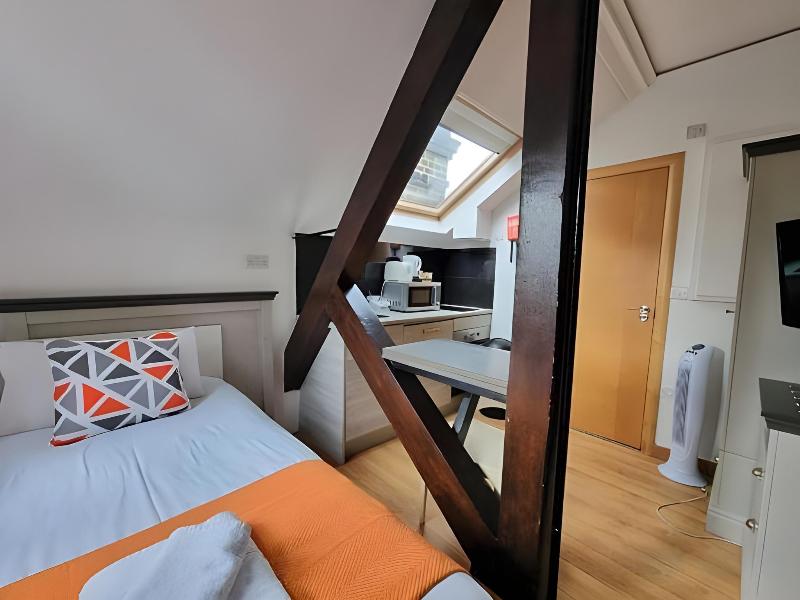 London Stay Apartments image