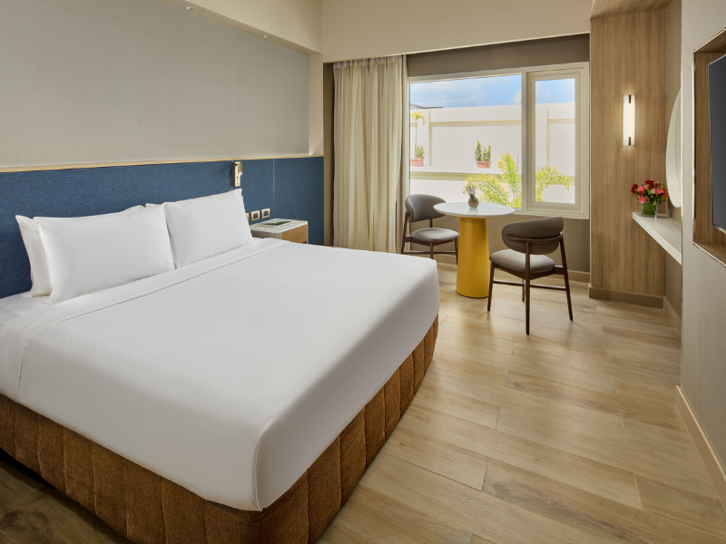 Taal Vista Hotel image