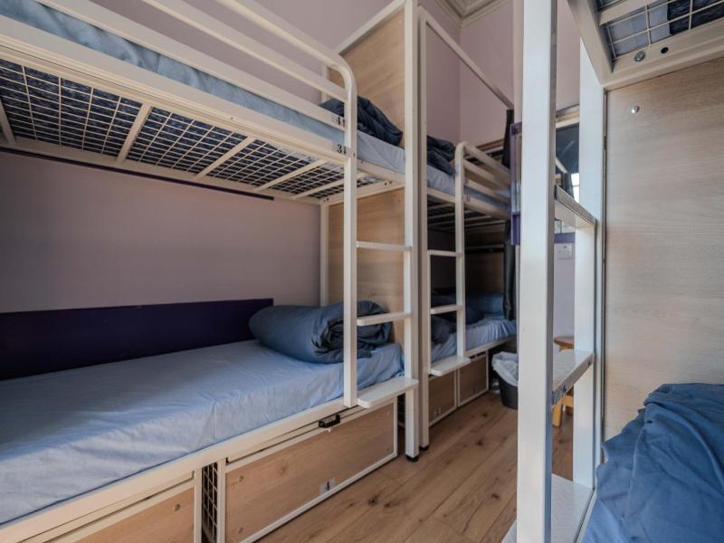 Sheilas Tourist Hotel image
