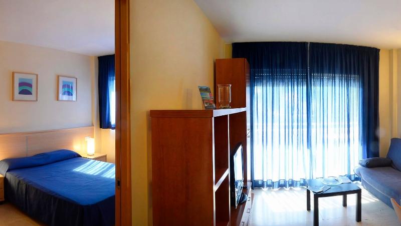 Marsol Apartamentos Turisticos image